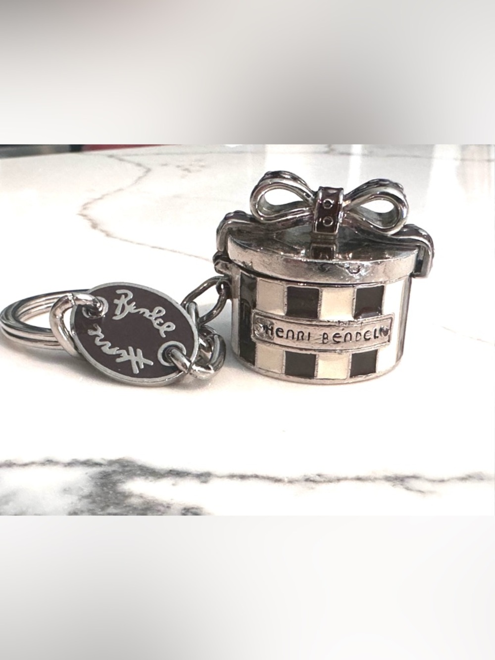 🖤 Henri Bendel Hat Box Key Fob Charm | Iconic Stripe Enamel | Collector Piece